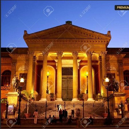 Piccola Suite E Dimora Del Teatro Massimo 팔레르모 외부 사진