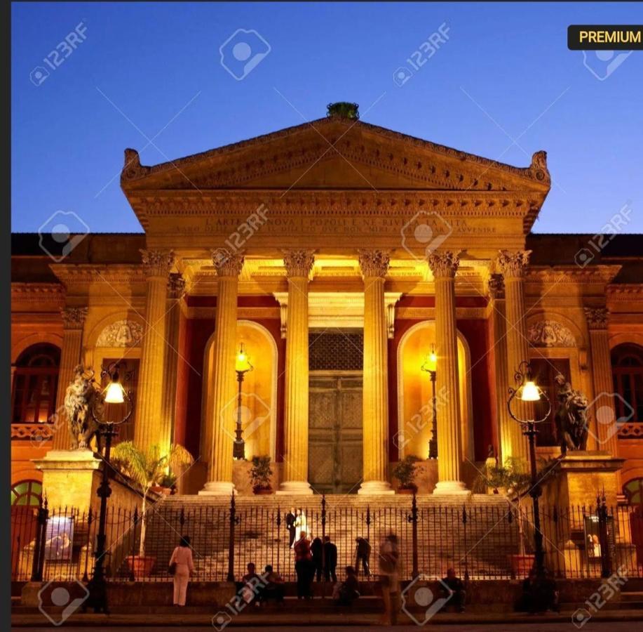 Piccola Suite E Dimora Del Teatro Massimo 팔레르모 외부 사진